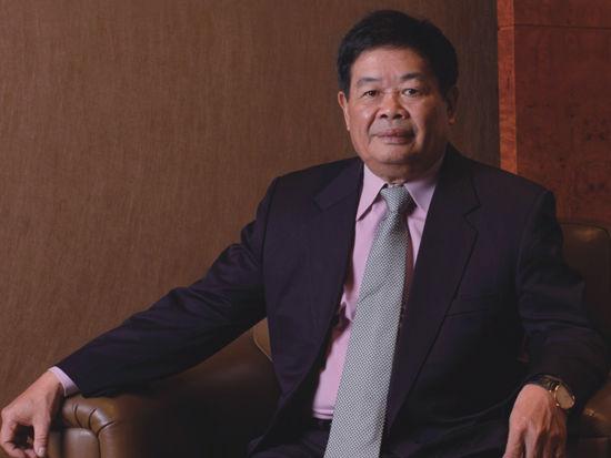 中國僑商聯(lián)合會榮譽會長曹德旺獲“全國抗擊新冠肺炎疫情民營經濟先進個人”榮譽稱號