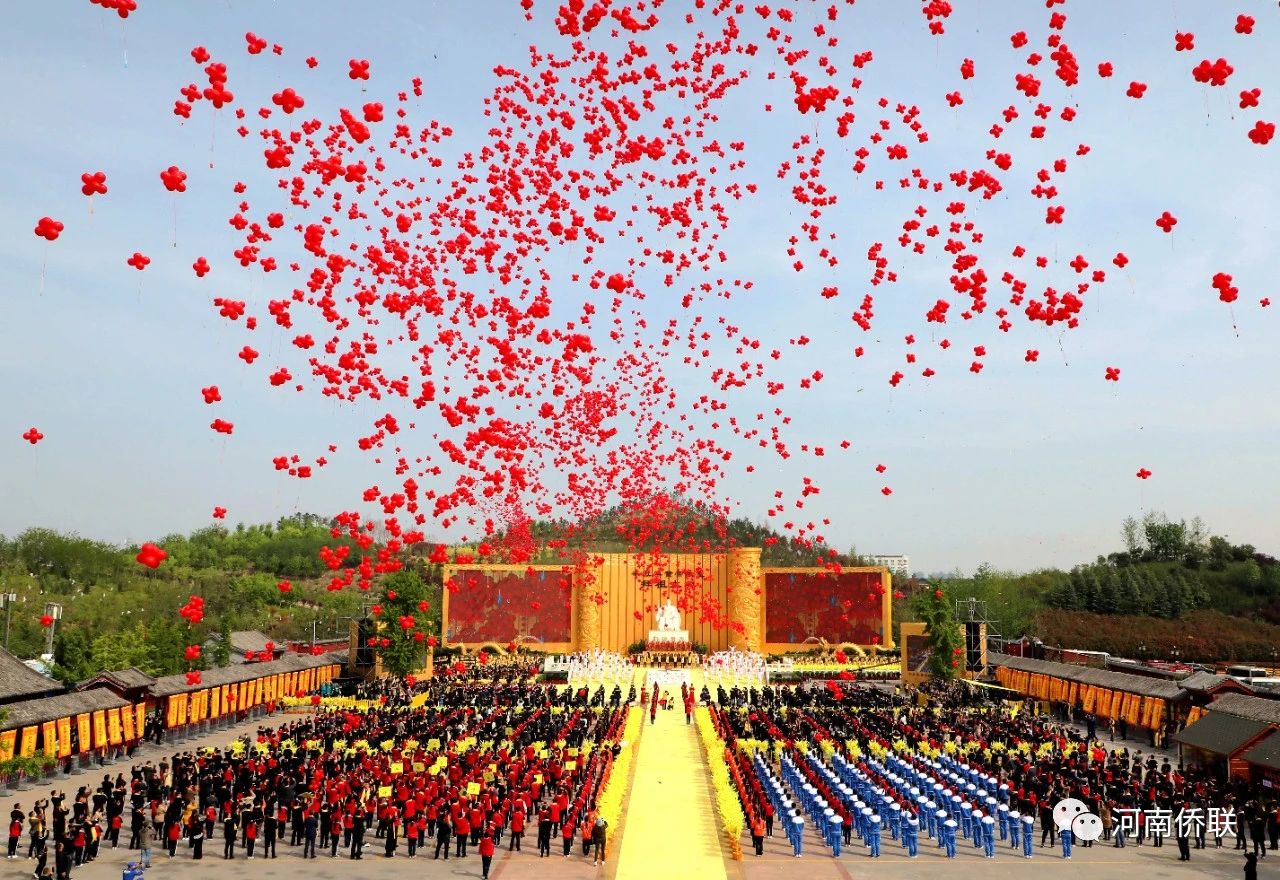 隋軍在河南出席辛丑年黃帝故里拜祖大典并調(diào)研僑聯(lián)工作