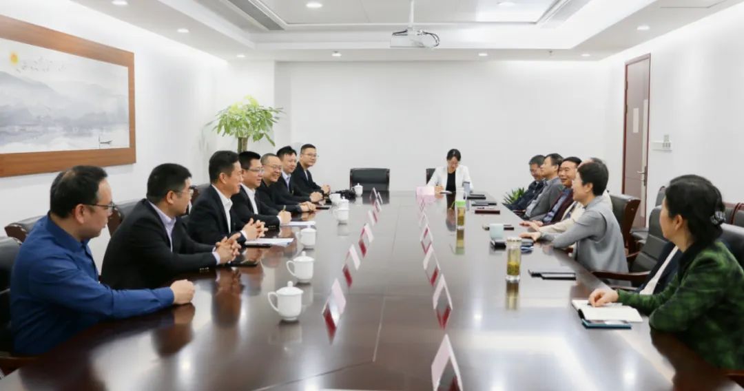 寧波甬港聯(lián)誼會與寧波市僑商會開展工作交流