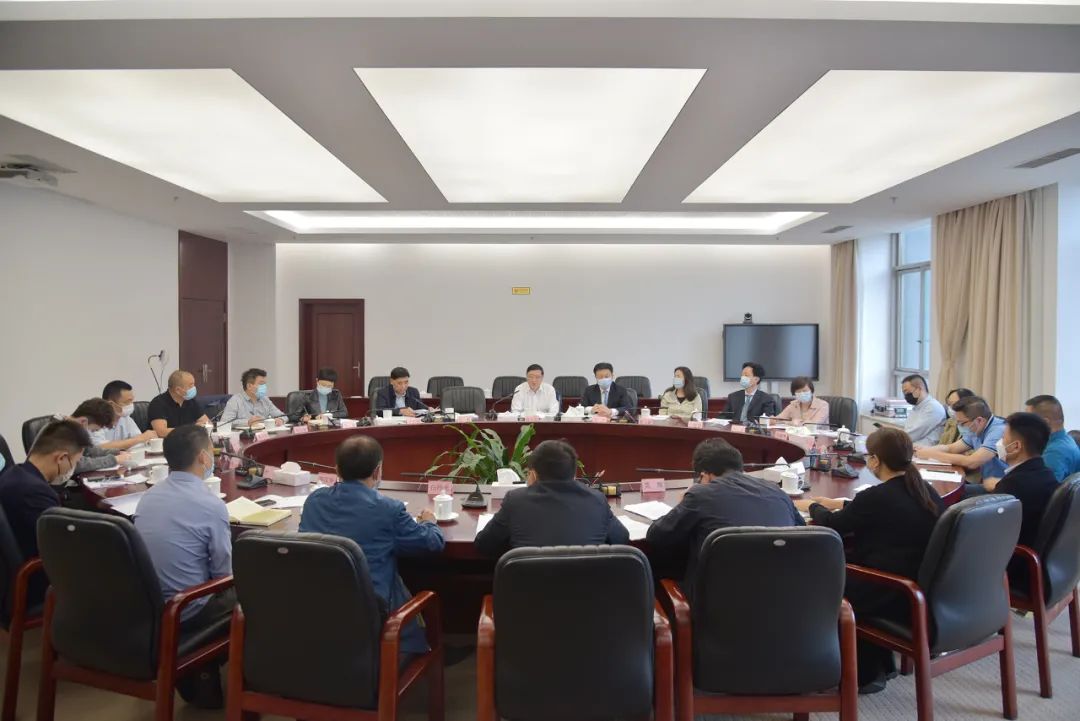 貴州省人大外僑委召開涉外涉僑部門與外商僑商代表座談會(huì)