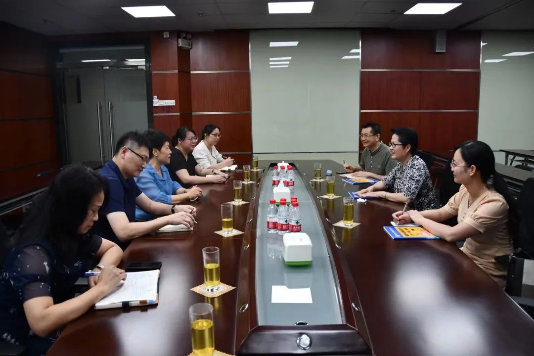 惠州市僑商會(huì)秘書處走訪市兄弟商協(xié)會(huì)