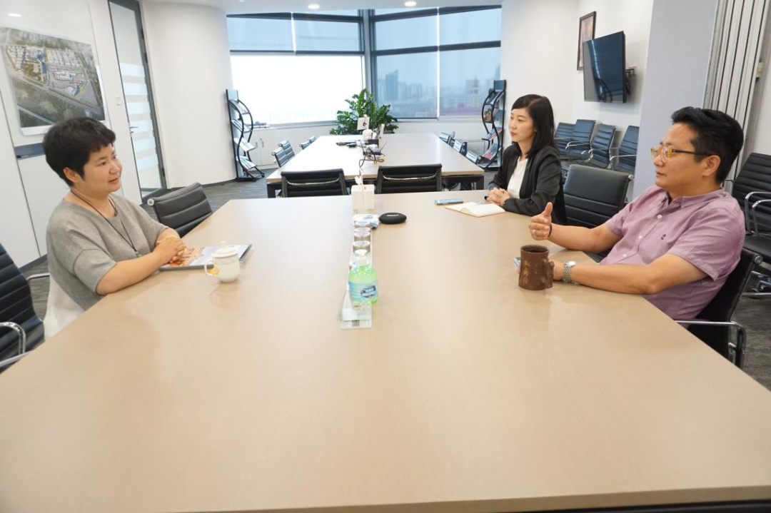 昆明僑商會秘書長到訪天津市僑商會