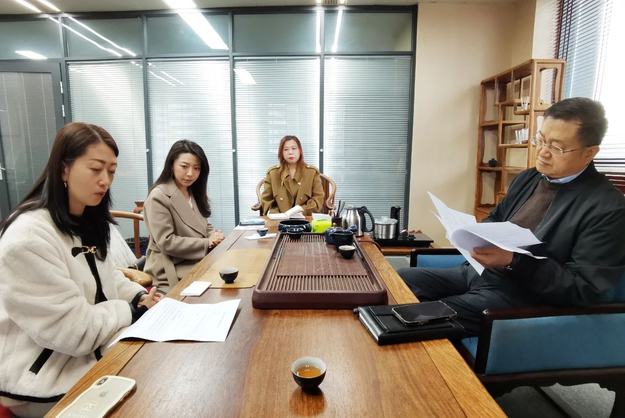 省僑商會(huì)秘書(shū)處走訪第二季度輪值會(huì)長(zhǎng)單位東泰控股，并向輪值會(huì)長(zhǎng)匯報(bào)第二季度重點(diǎn)工作