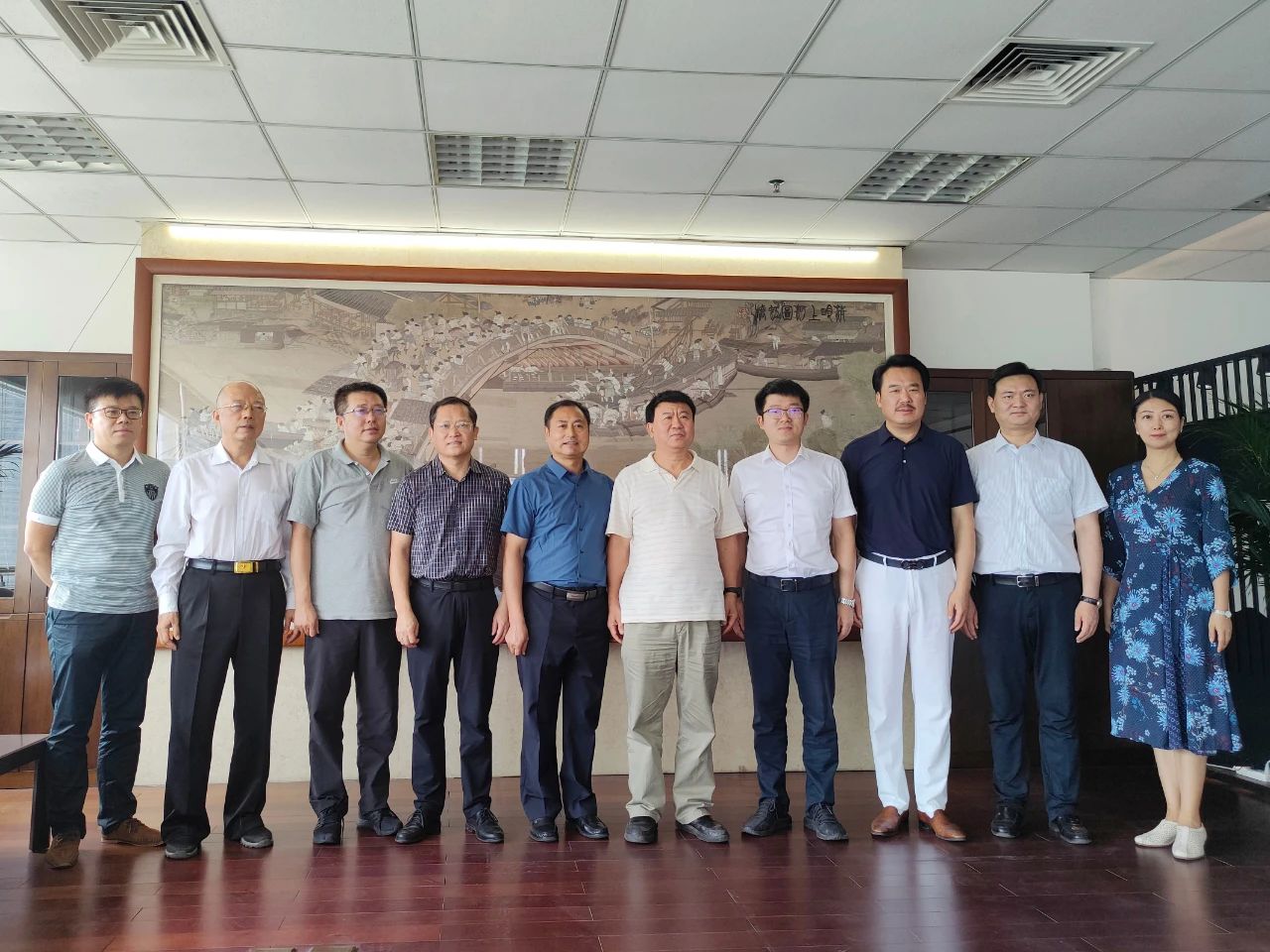 省僑聯(lián)領導一行蒞臨我會，調研“雙循環(huán)”背景下僑資企業(yè)發(fā)展情況