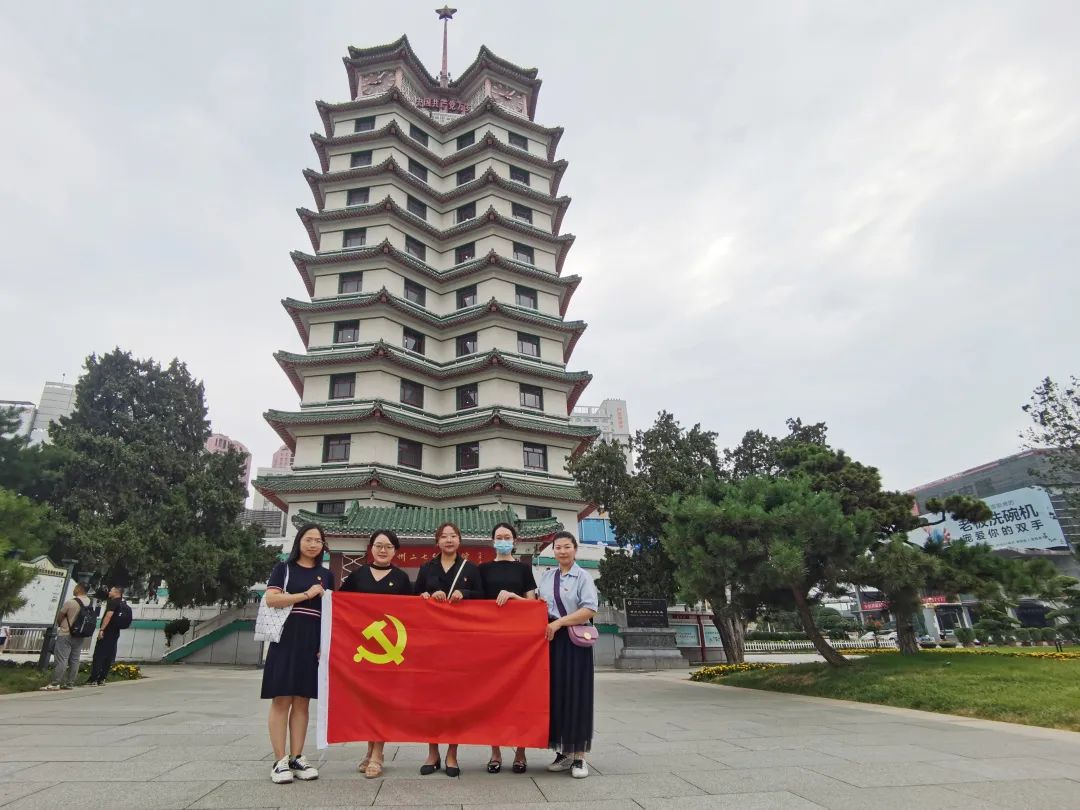 迎“七一”，我會(huì)組織黨員走進(jìn)二七紀(jì)念館考察觀(guān)摩