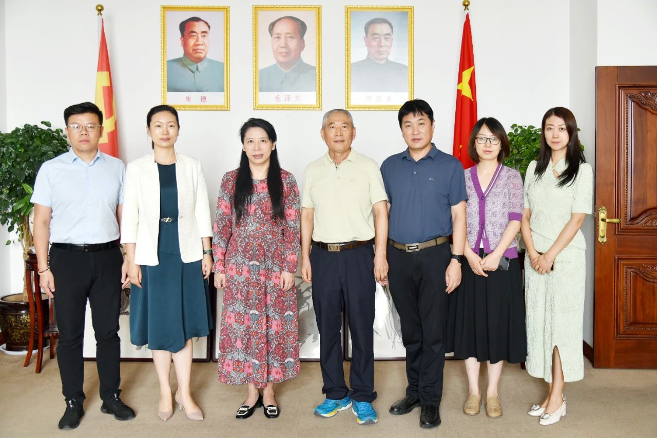 省僑聯(lián)黨組成員、副主席呂劍一行走訪(fǎng)調(diào)研省僑商會(huì)副會(huì)長(zhǎng)單位亞太集團(tuán)