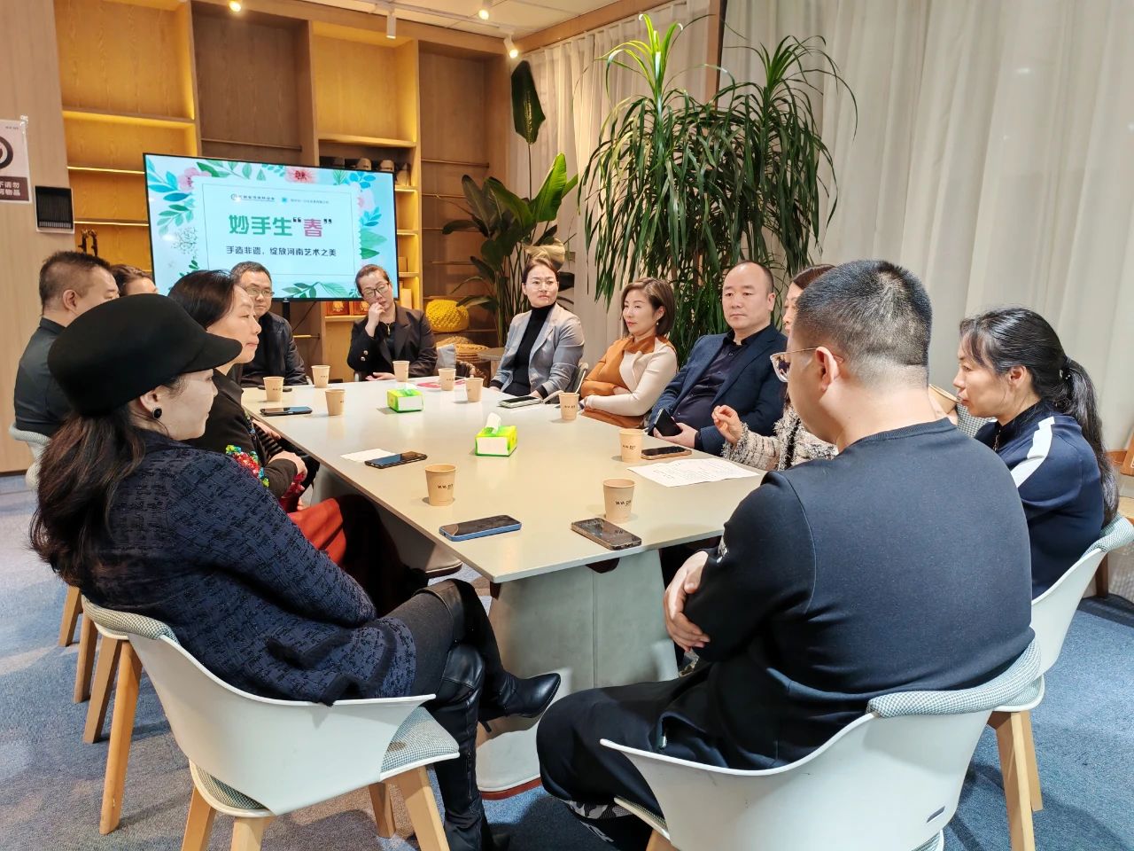 省僑商會攜手如一文化舉辦“妙手生‘春’——手造非遺，綻放河南藝術(shù)之美”活動