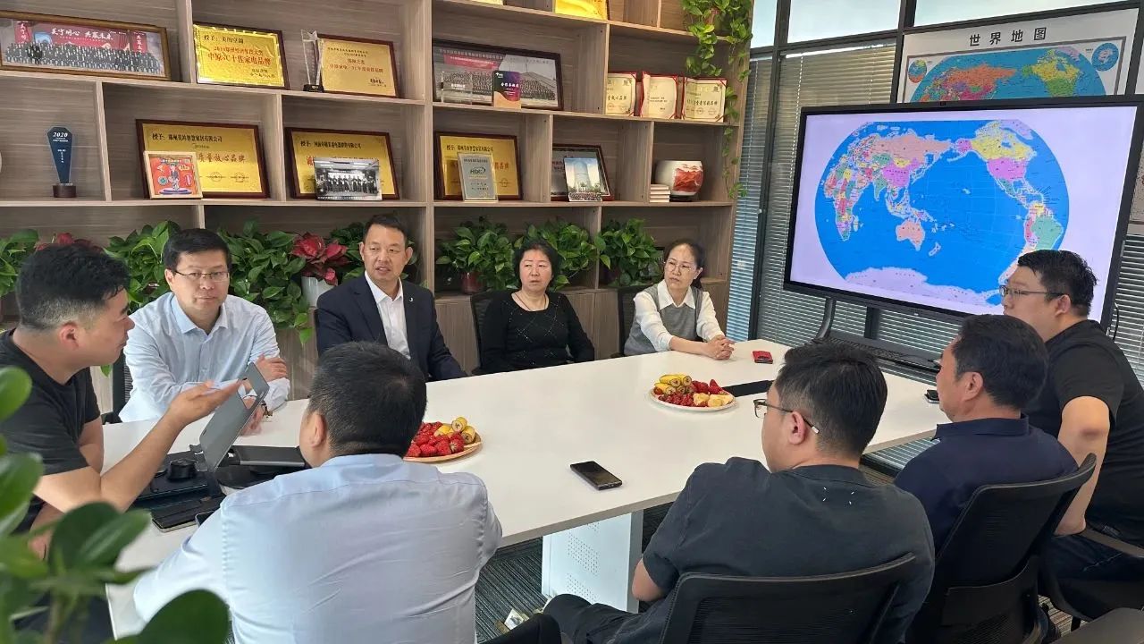 【團(tuán)體會員】新鄉(xiāng)市僑商會一行走進(jìn)美的集團(tuán)鄭州運(yùn)營中心參觀調(diào)研