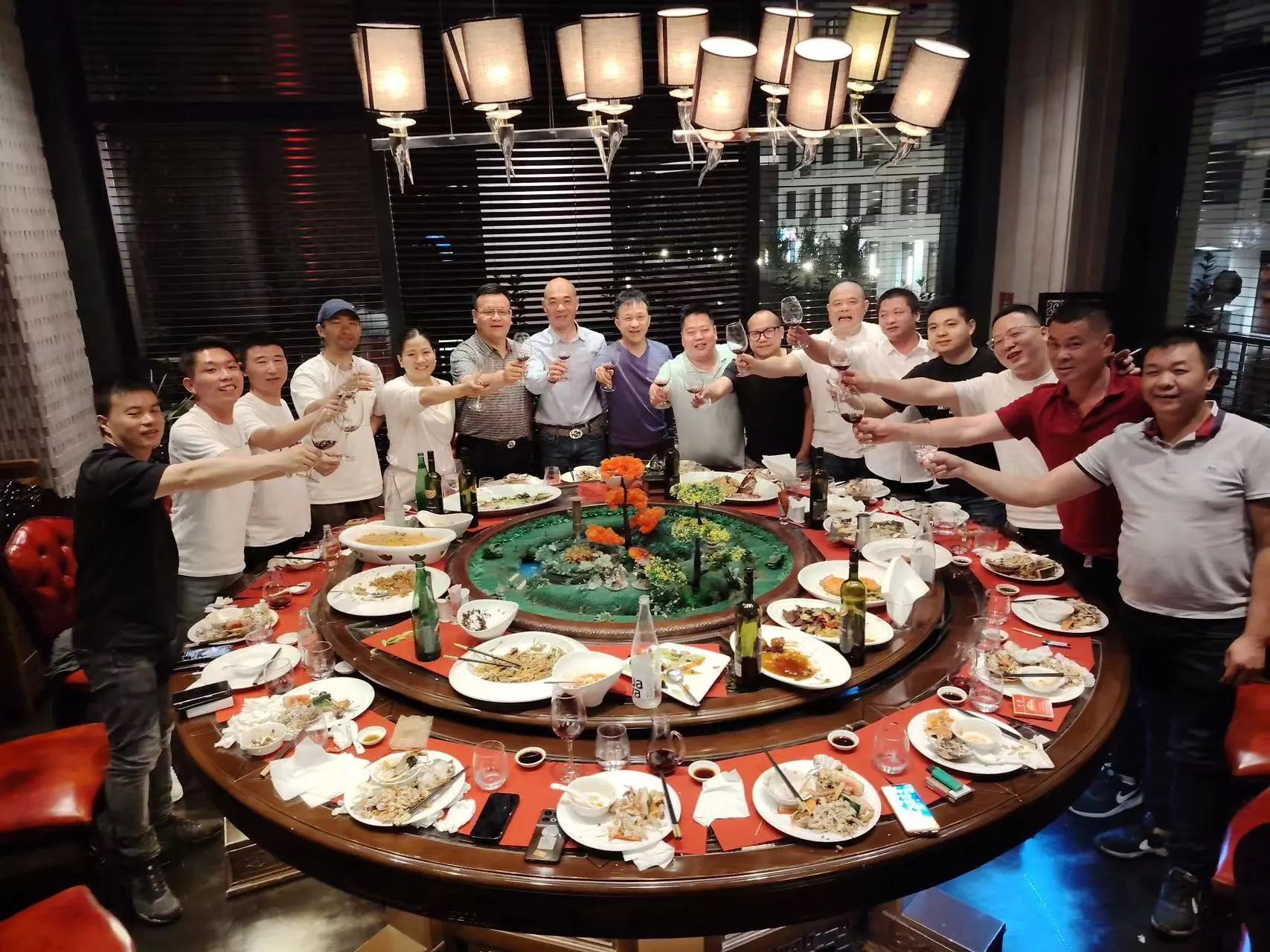 【名譽(yù)會(huì)長】香港僑商聯(lián)合會(huì)會(huì)長徐旭昶一行到訪塞爾維亞