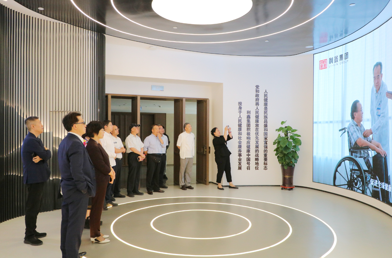 【名譽(yù)會(huì)長】北京華商會(huì)會(huì)長郭俊琴一行蒞臨省僑商會(huì)名譽(yù)會(huì)長單位河北利鑫集團(tuán)開展“匯聚華商企業(yè)僑智資源 以新質(zhì)生產(chǎn)力引領(lǐng)高端制造業(yè)”主題調(diào)研