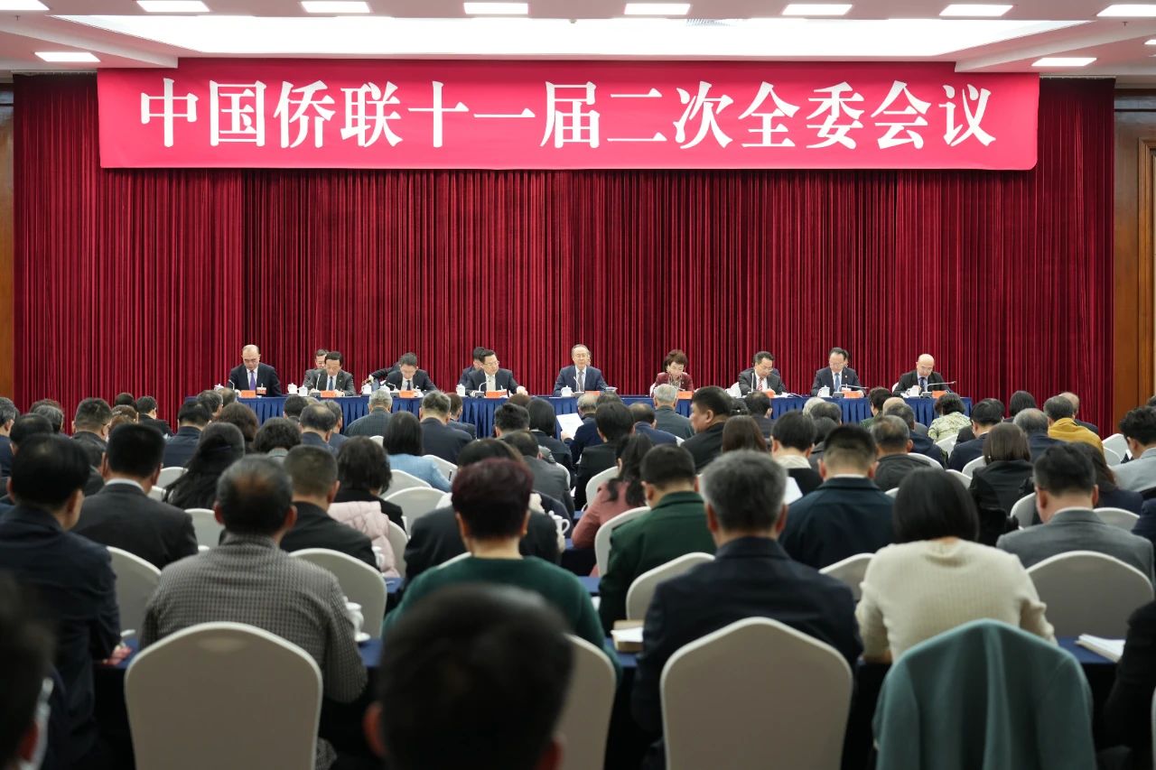 萬(wàn)立駿在《旗幟》發(fā)表署名文章：強(qiáng)化政治擔(dān)當(dāng) 壓實(shí)主體責(zé)任 以高質(zhì)量黨建引領(lǐng)僑聯(lián)事業(yè)高質(zhì)量發(fā)展