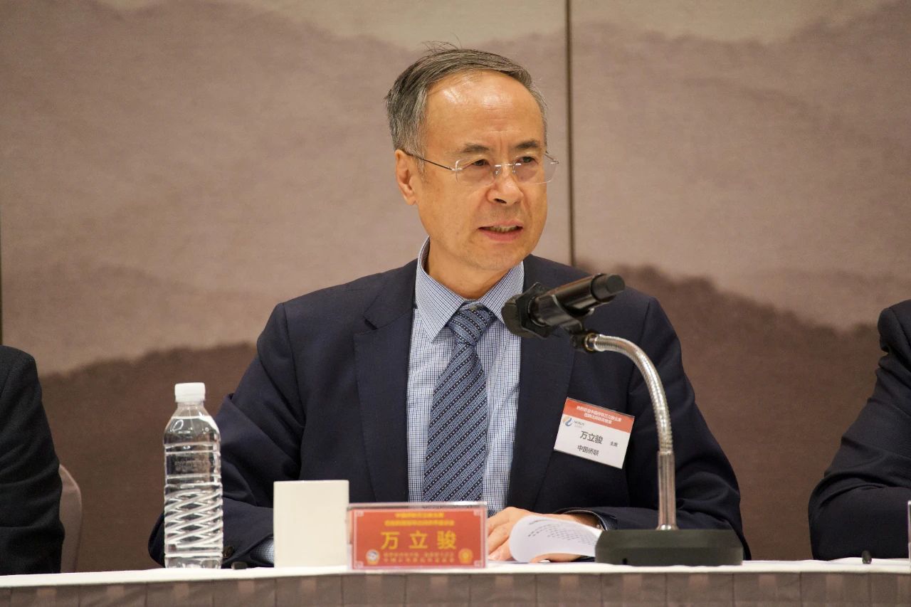 萬立駿率中國僑聯(lián)代表團訪問韓國