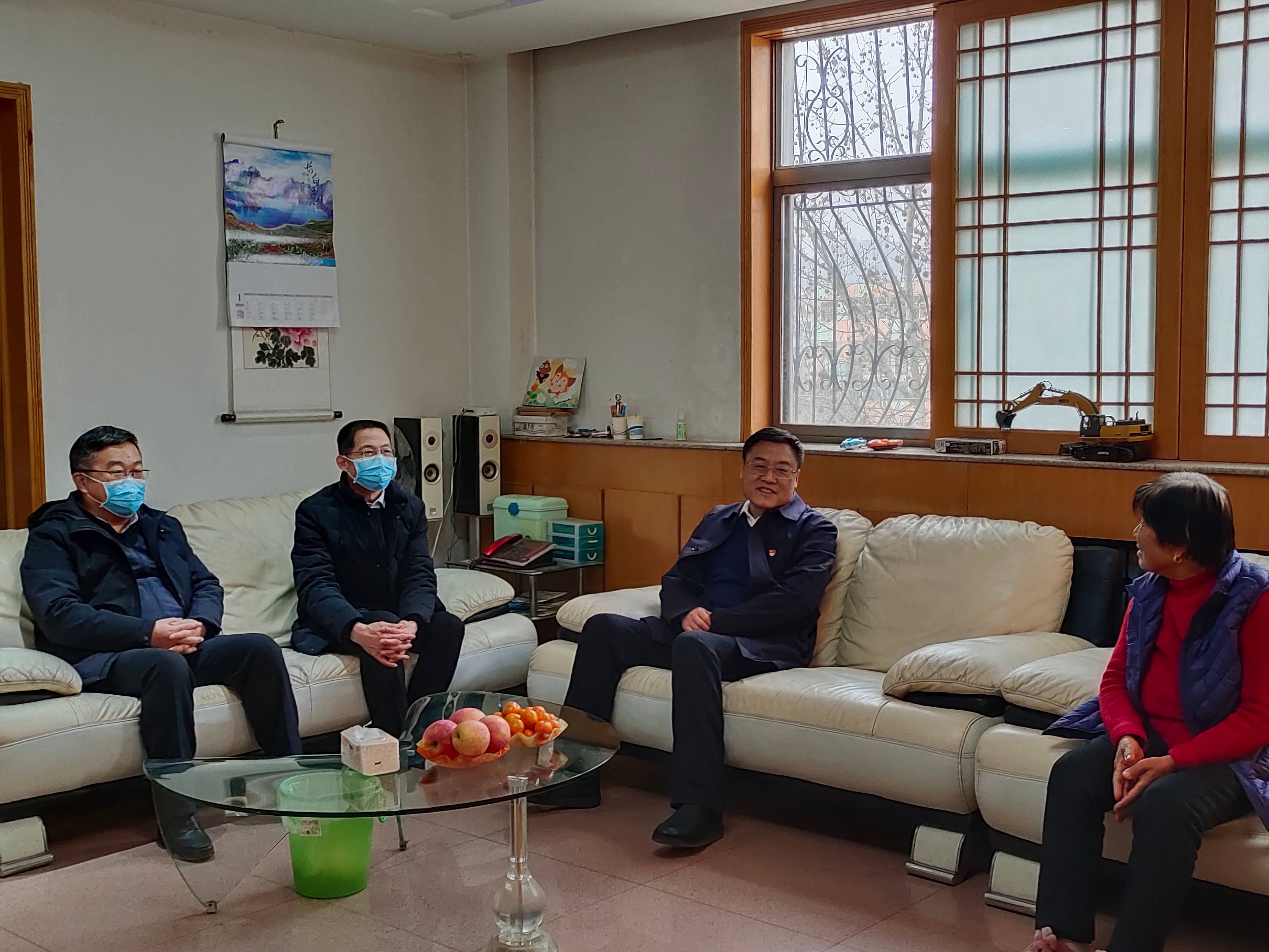 濮陽市委副書記邵景良走訪慰問歸僑僑眷