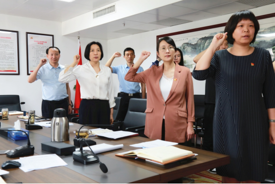 賡續(xù)紅色血脈 擔當時代責任 ——省僑聯(lián)機關(guān)第一黨支部開展黨史學習教育主題黨日活動