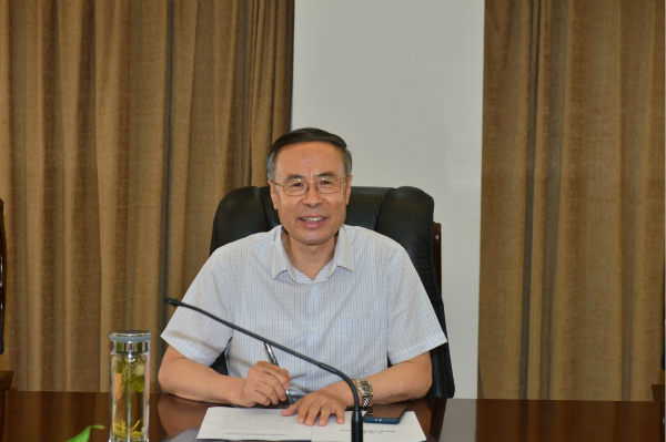 萬立駿出席新任職干部集體談話會并講話