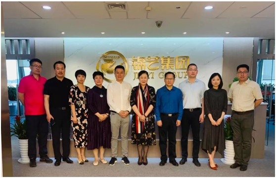 河南省僑商聯(lián)合會參加第17屆東盟華商會暨第1屆“一帶一路”僑社論壇